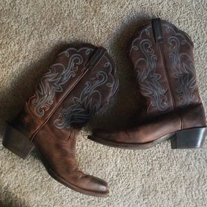Women's Ariat Cowboy 7.5 boot